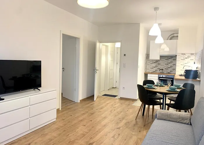 Westside - Modern & Peaceful - Free Garage! Appartamento *
